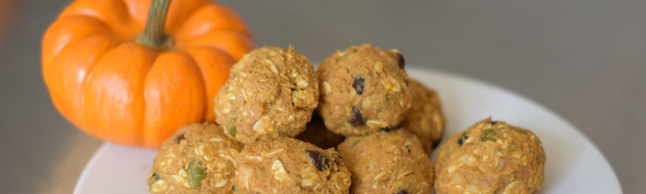 Read more about the article Cornerstone Kitchen | Pumpkin Energy Bombs