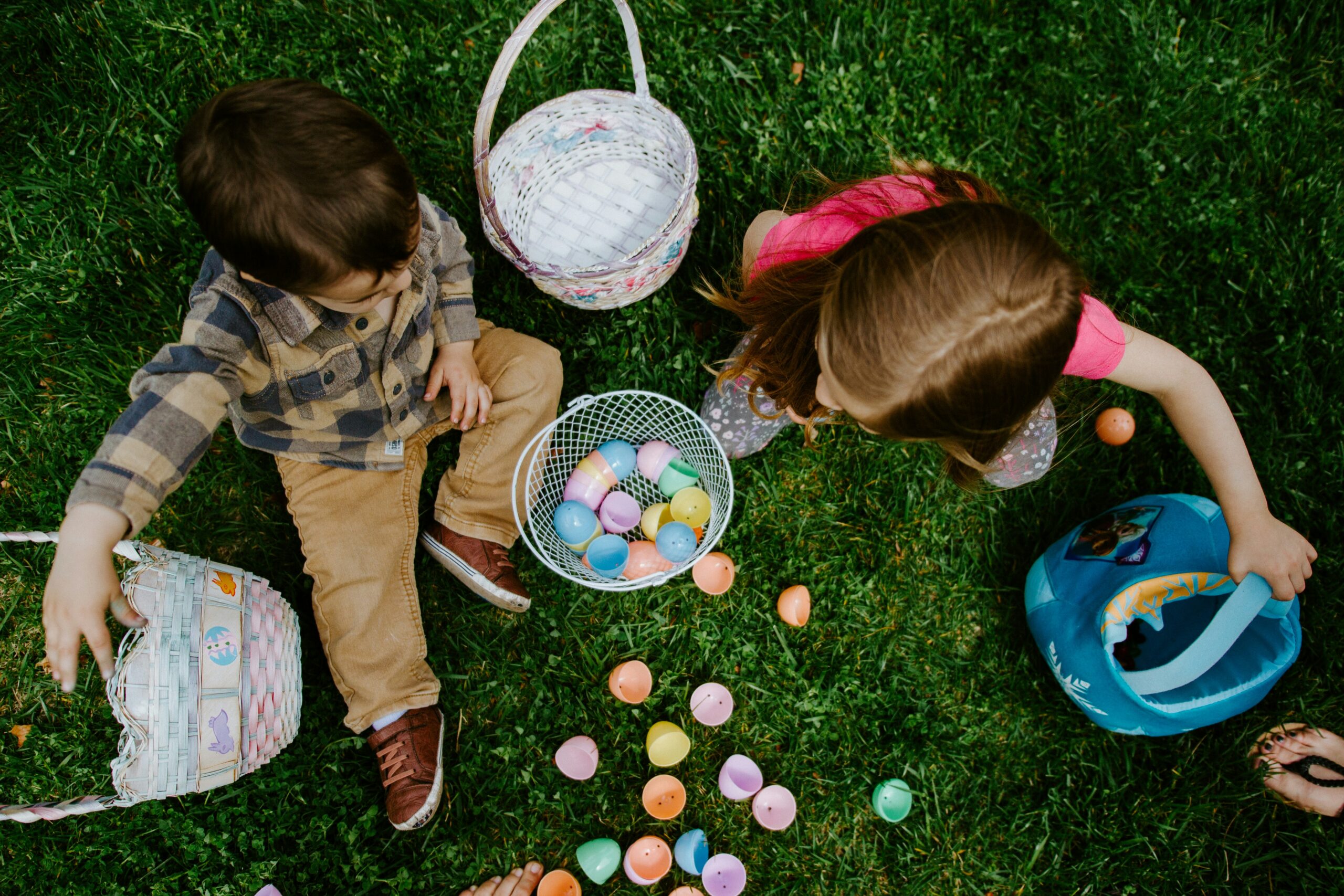 Read more about the article Easter Egg Sensory Hunt: A Fun & Inclusive Spring Activity for Kids with Autism