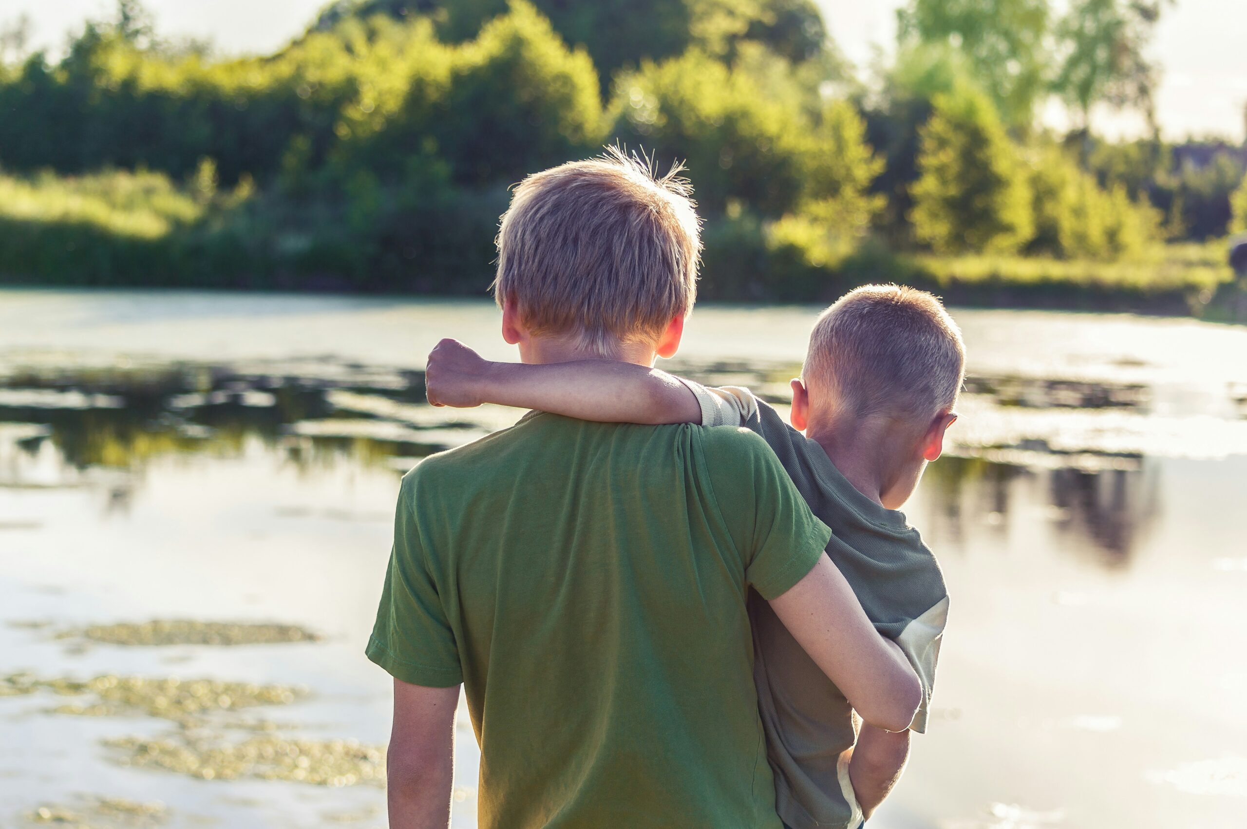Read more about the article Growing Up Together – How Autism Shapes the Sibling Experience